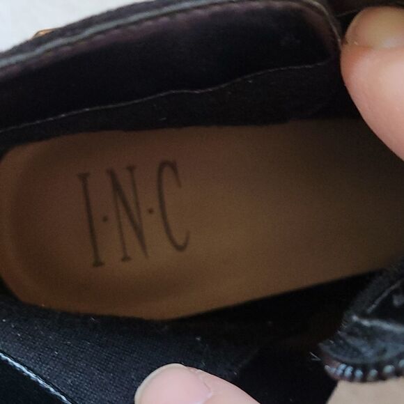 INC SHORT BOOTS SIZE NWOT STUDDED GEORGEOUS - Picture 8 of 8